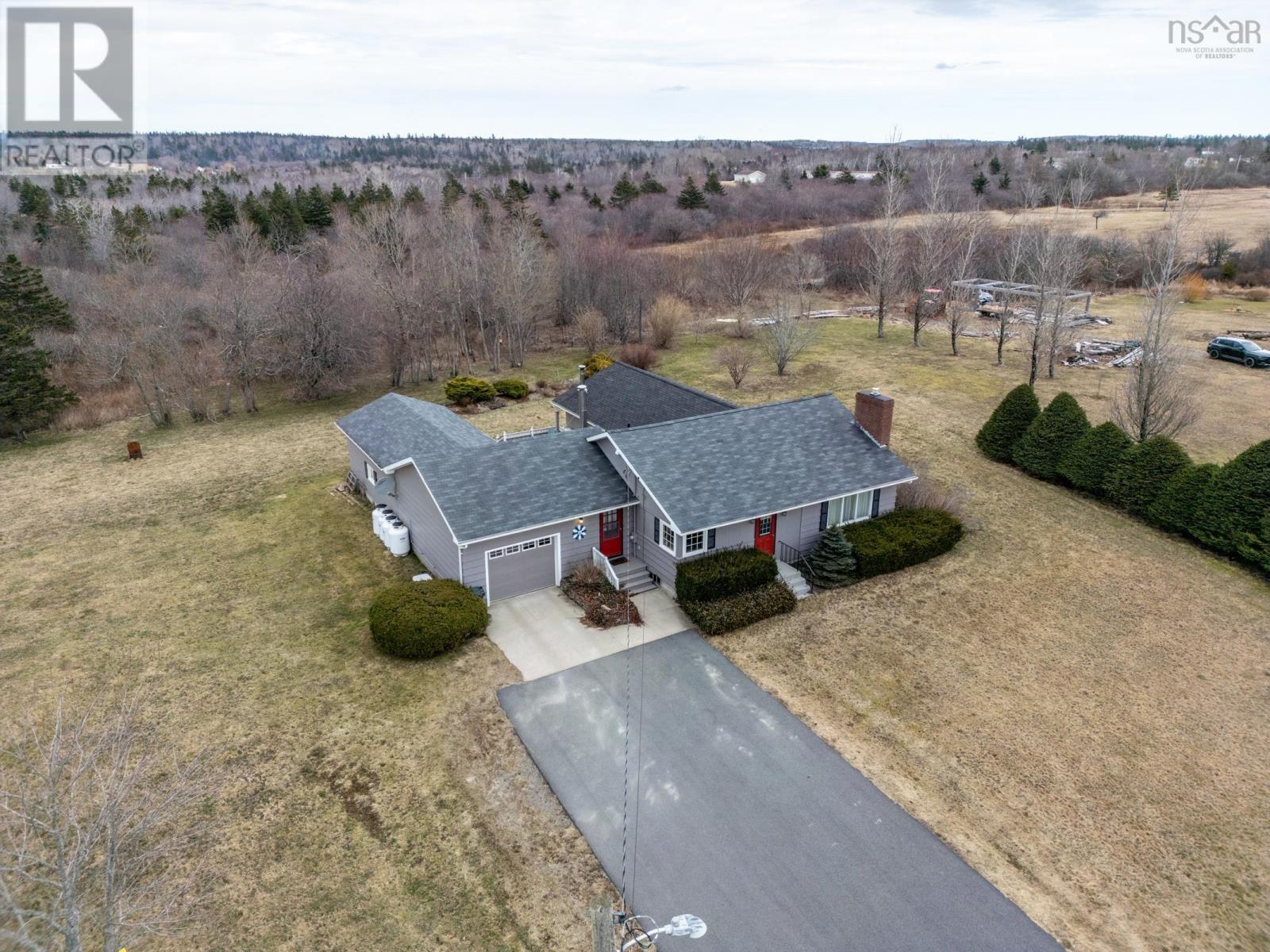 353 D'entremont Road, Meteghan River, Nova Scotia  B0W 2L0 - Photo 3 - 202404763