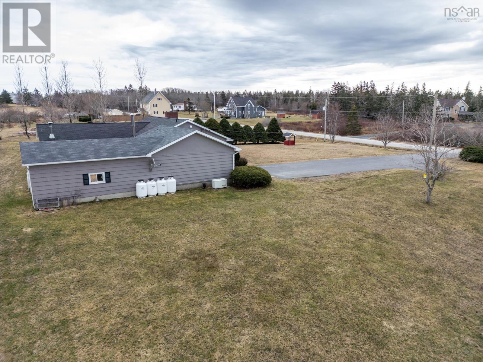 353 D'entremont Road, Meteghan River, Nova Scotia  B0W 2L0 - Photo 6 - 202404763