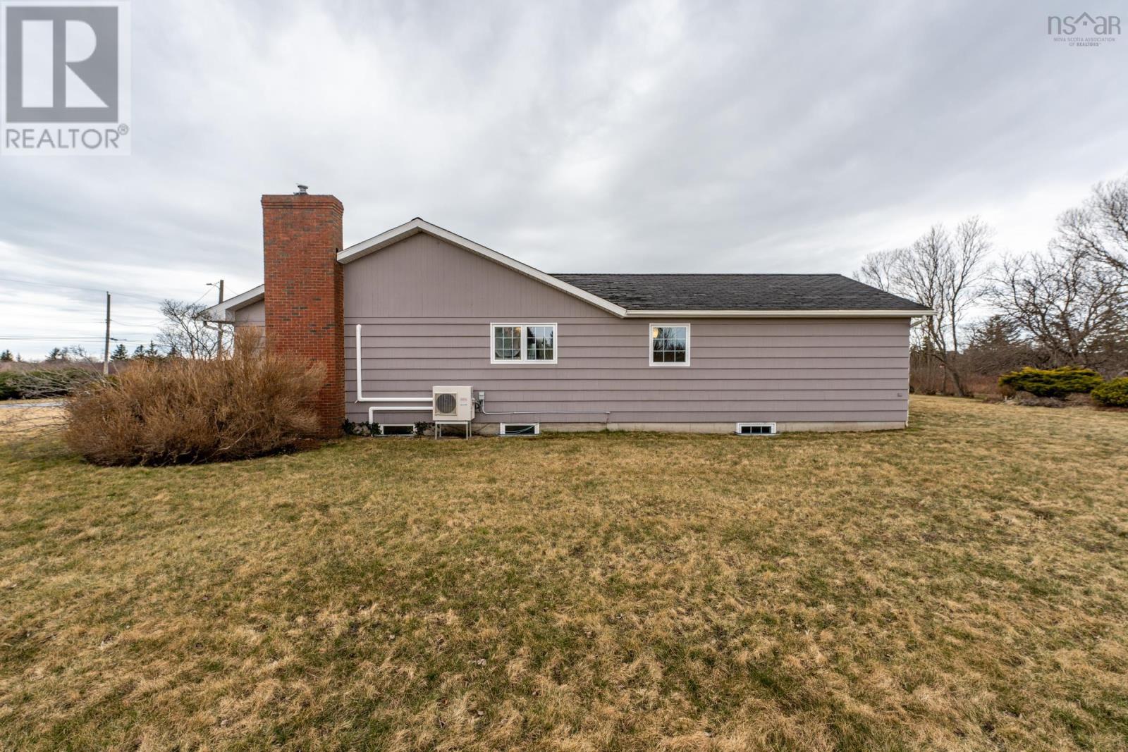 353 D'entremont Road, Meteghan River, Nova Scotia  B0W 2L0 - Photo 7 - 202404763