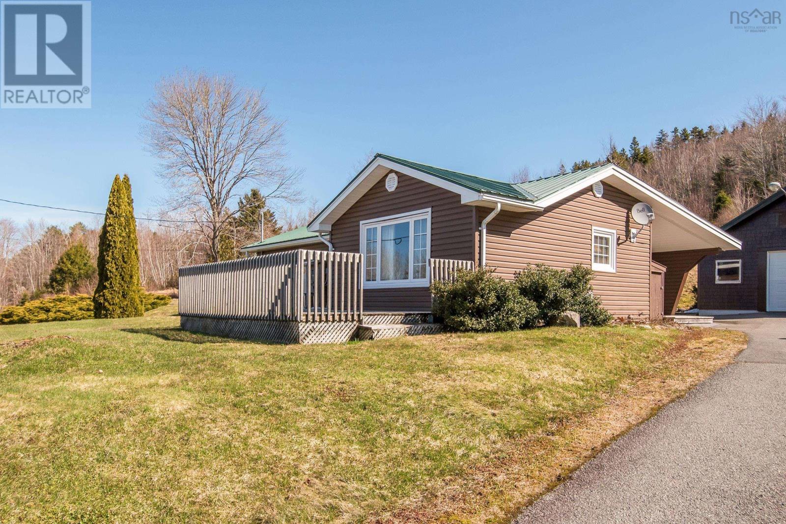 832 Highway 14, Upper Vaughan, Nova Scotia  B0N 2T0 - Photo 1 - 202406602