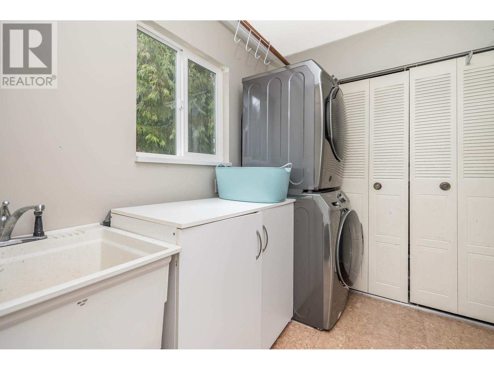 1953 Eureka Avenue, Port Coquitlam, British Columbia  V3C 5P6 - Photo 18 - R2867318