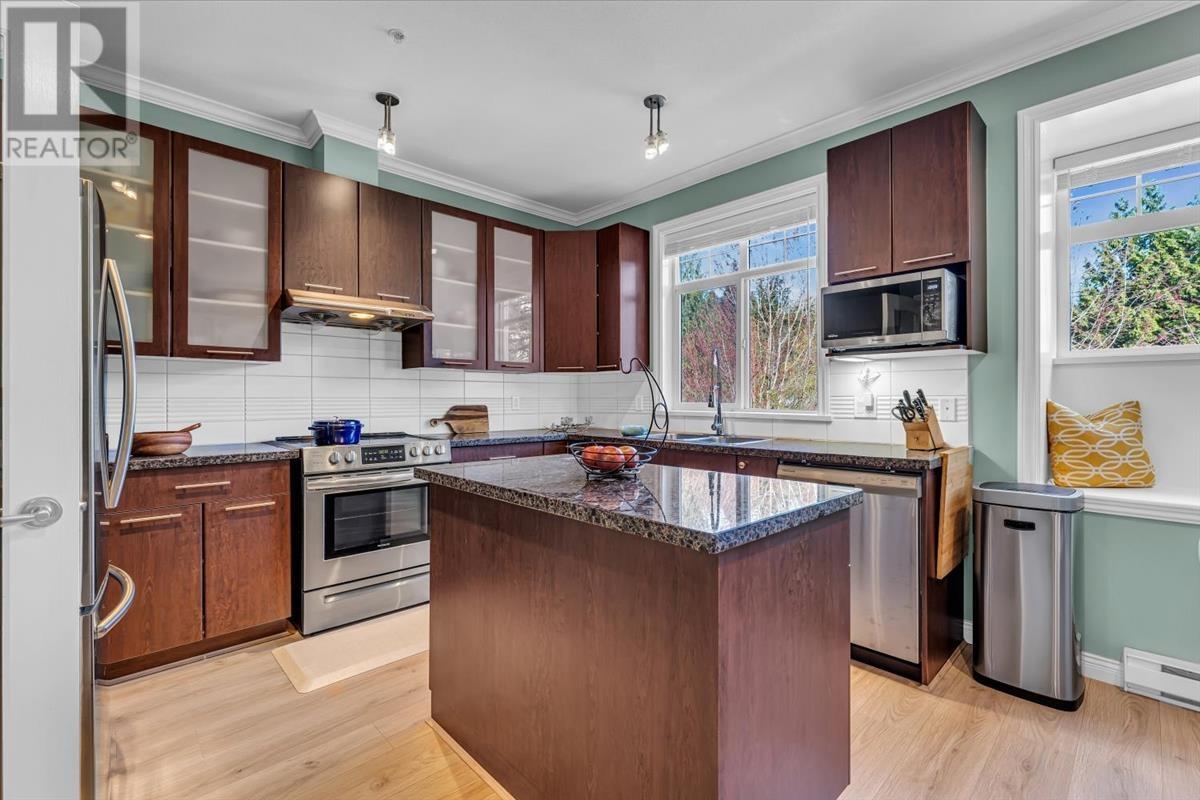 6 2039 Clarke Street, Port Moody, British Columbia  V3H 1Y3 - Photo 10 - R2868321