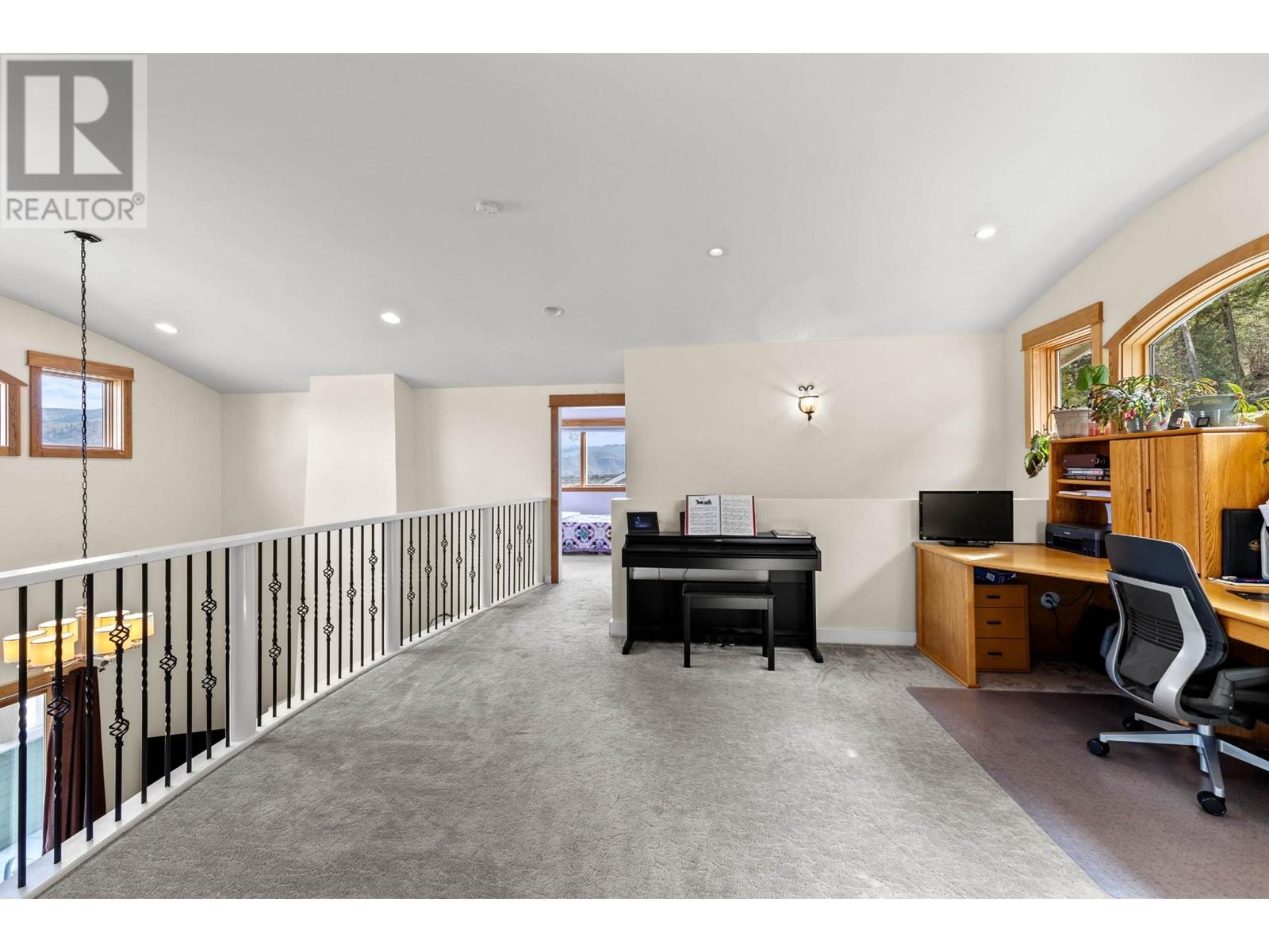 4752 Uplands Drive, Kamloops, British Columbia  V2C 6S9 - Photo 24 - 177647