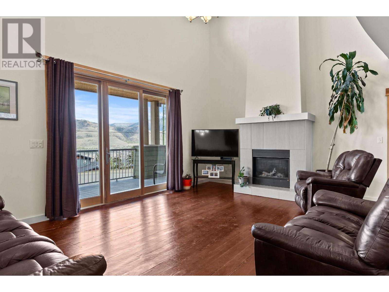 4752 Uplands Drive, Kamloops, British Columbia  V2C 6S9 - Photo 4 - 177647