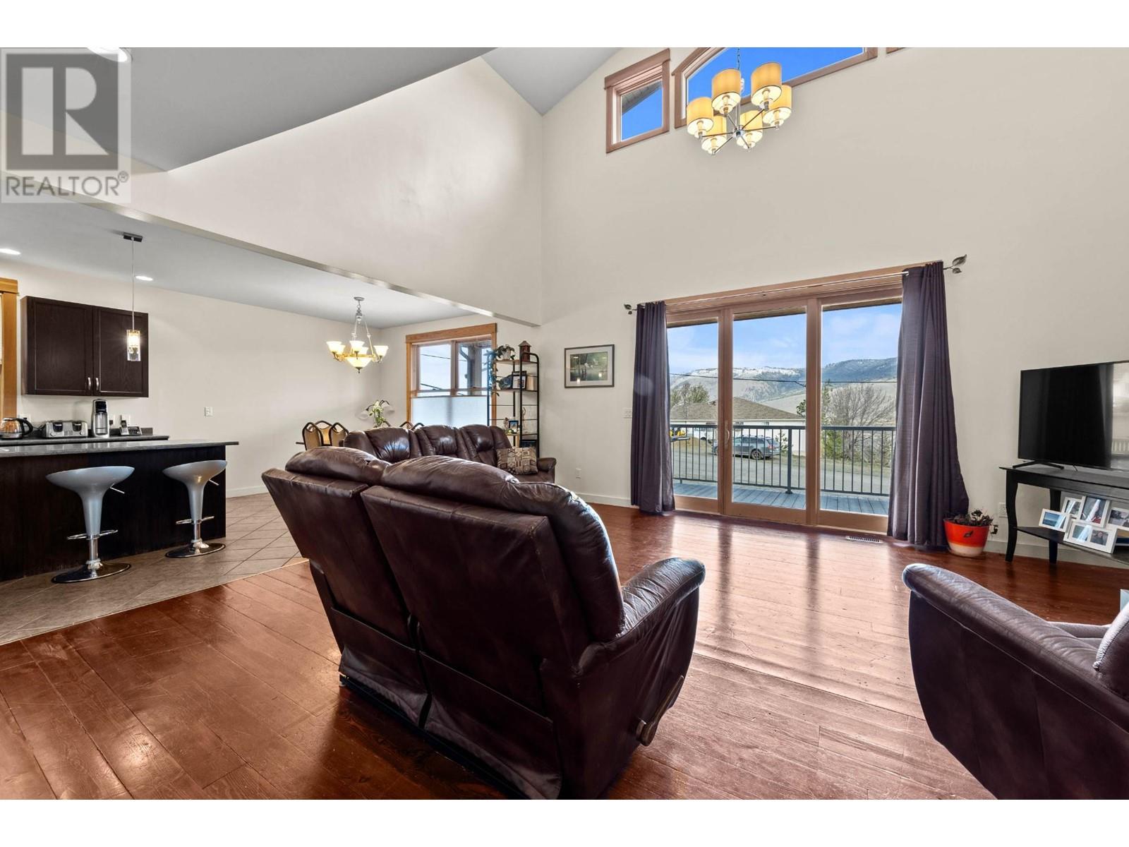 4752 Uplands Drive, Kamloops, British Columbia  V2C 6S9 - Photo 6 - 177647