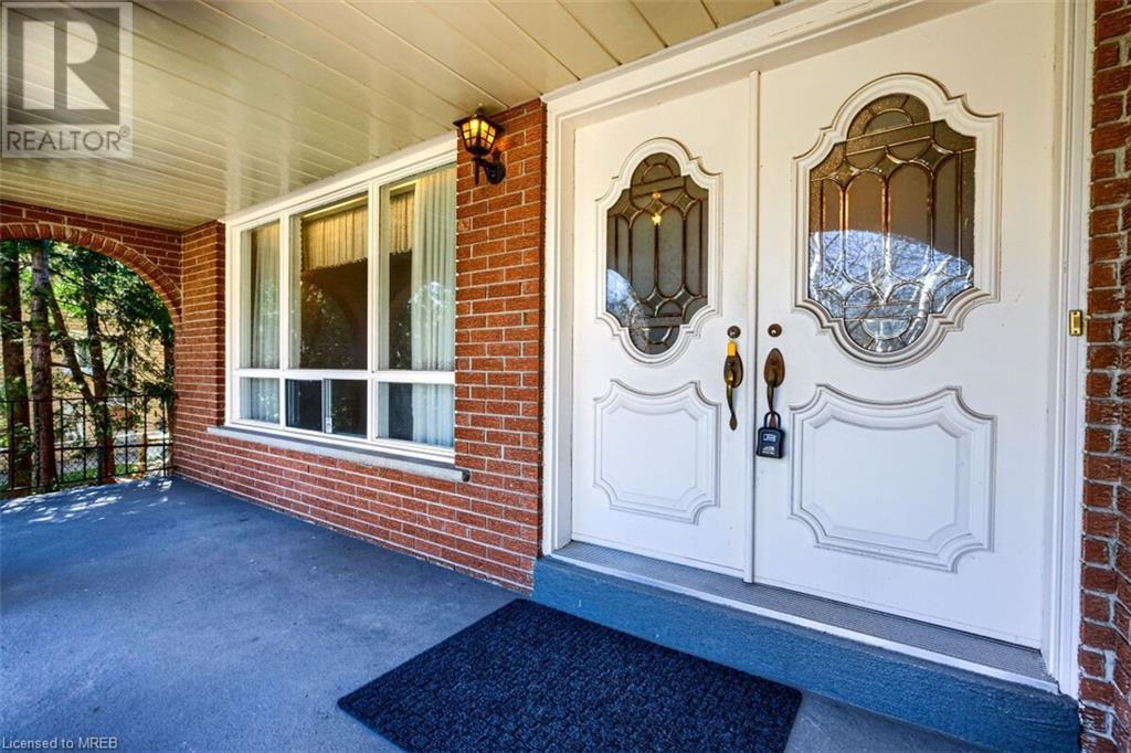 1725 Howat Crescent, Mississauga, Ontario  L5J 4G8 - Photo 4 - 40562222