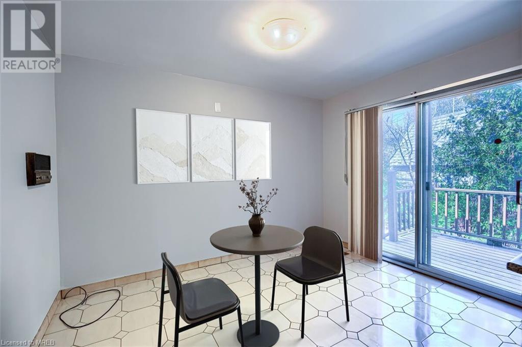 1725 Howat Crescent, Mississauga, Ontario  L5J 4G8 - Photo 12 - 40562222