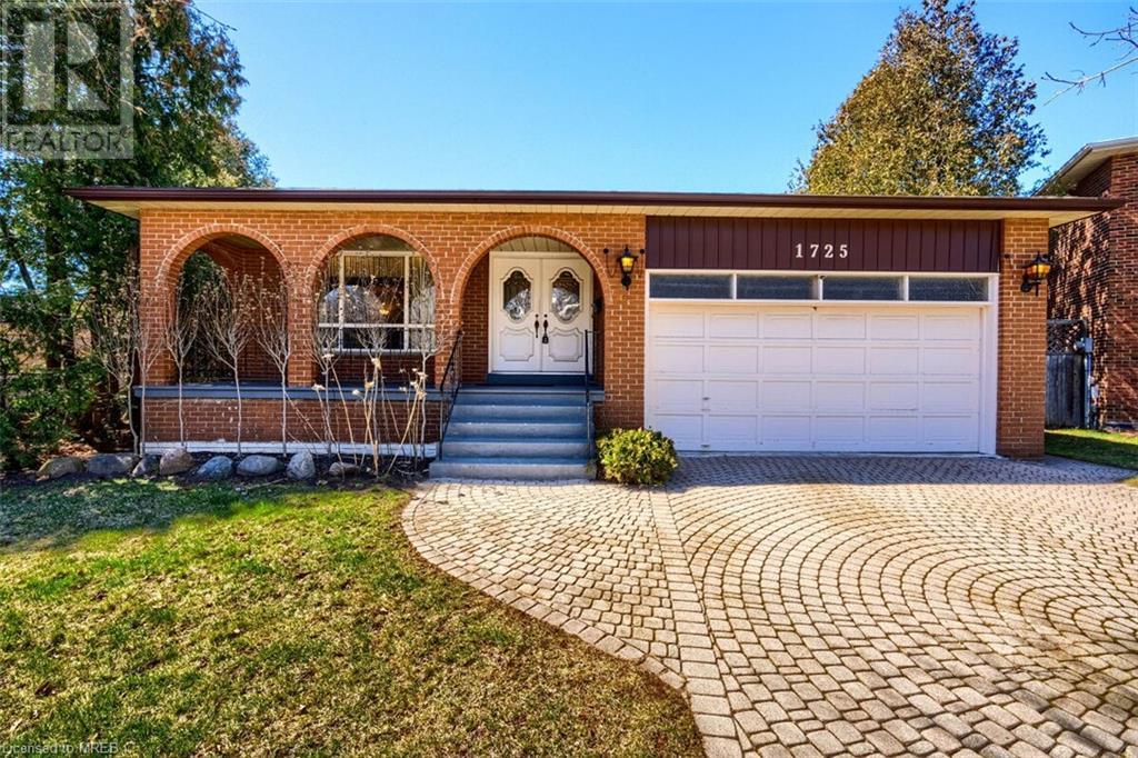 1725 Howat Crescent, Mississauga, Ontario  L5J 4G8 - Photo 1 - 40562222