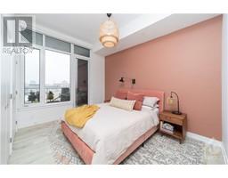 530 DE MAZENOD AVENUE UNIT#701