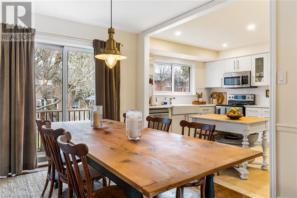 2318 Wyandotte Drive, Oakville, Ontario  L6L 2T6 - Photo 8 - 40568166
