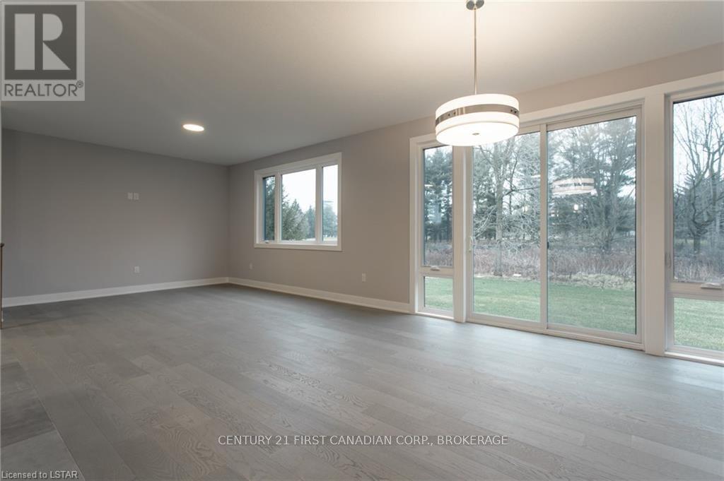 #16 -297 Whiting St, Ingersoll, Ontario  N5C 2W5 - Photo 11 - X8217130