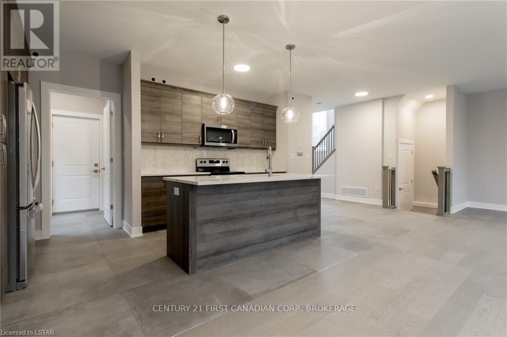 #16 -297 Whiting St, Ingersoll, Ontario  N5C 2W5 - Photo 4 - X8217130