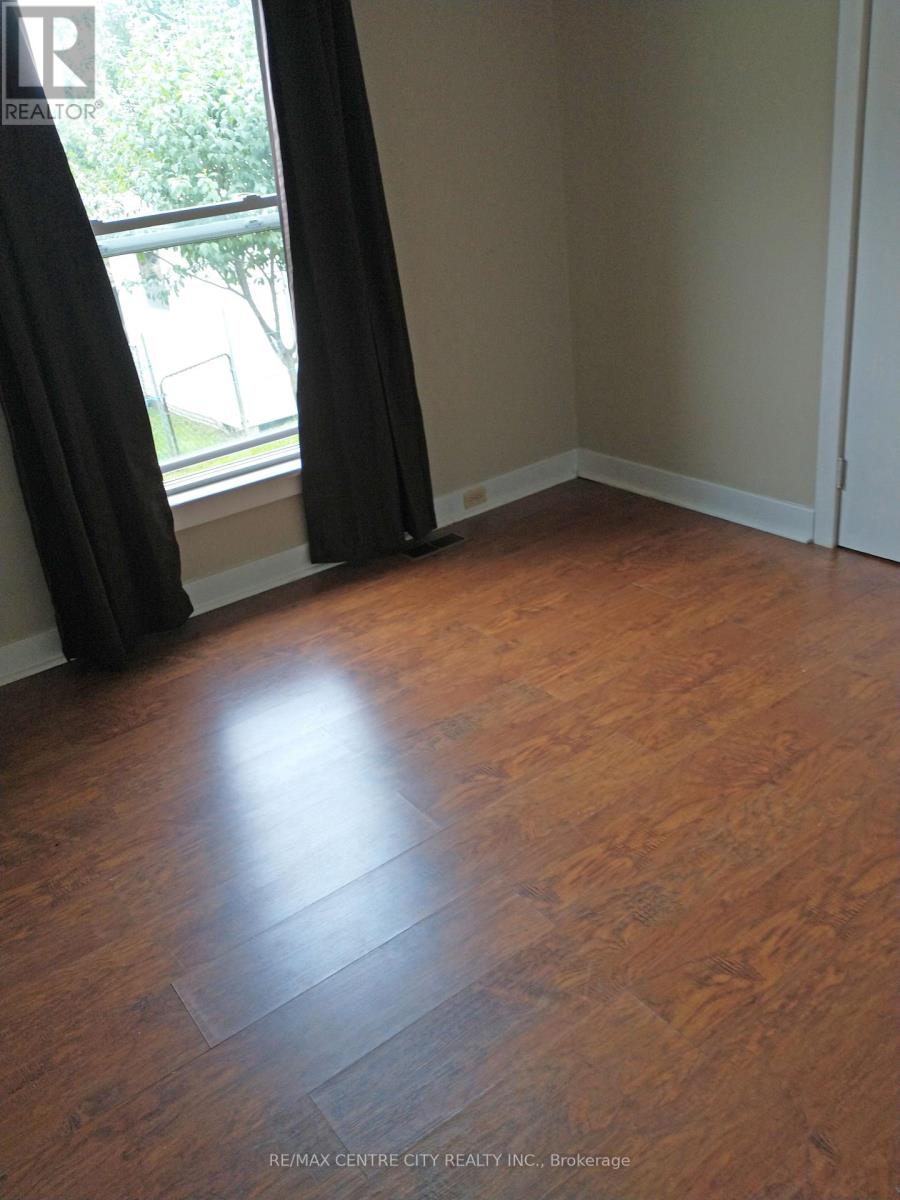 20 Fourth Ave, St. Thomas, Ontario  N5R 4H2 - Photo 18 - X8217600