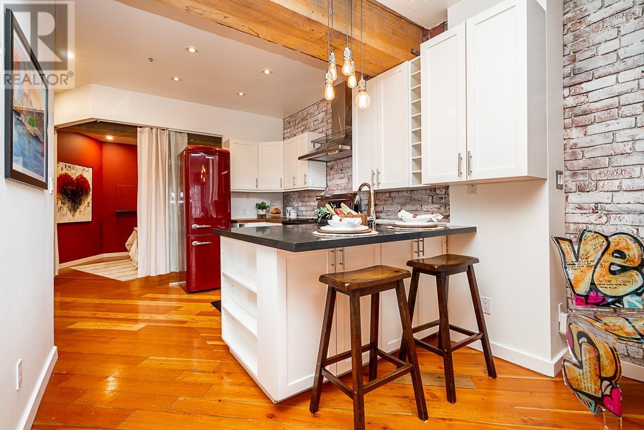 210 1178 Hamilton Street, Vancouver, British Columbia  V6B 2S2 - Photo 13 - R2868399