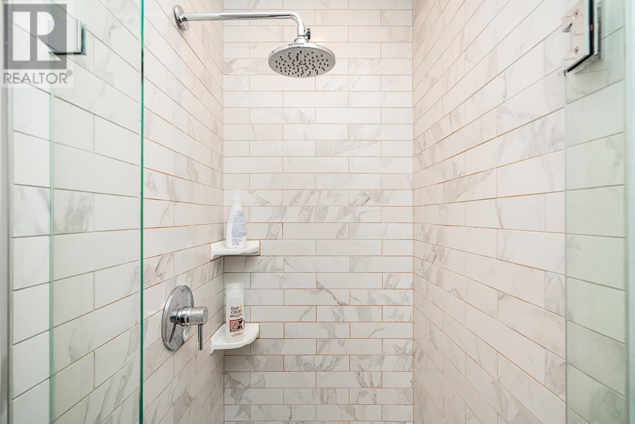 210 1178 Hamilton Street, Vancouver, British Columbia  V6B 2S2 - Photo 18 - R2868399