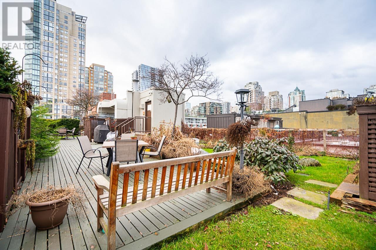 210 1178 Hamilton Street, Vancouver, British Columbia  V6B 2S2 - Photo 21 - R2868399