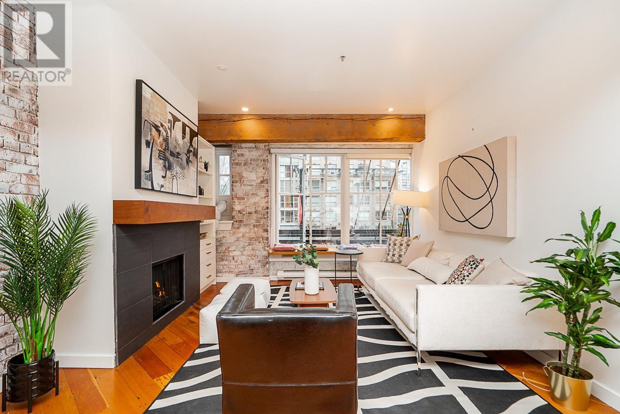 210 1178 Hamilton Street, Vancouver, British Columbia  V6B 2S2 - Photo 4 - R2868399