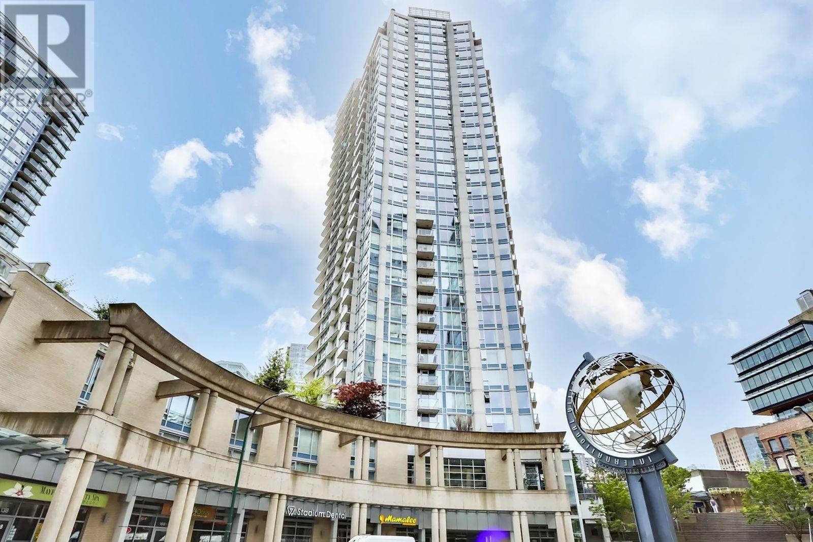 806 188 Keefer Place, Vancouver, British Columbia  V6B 0J1 - Photo 2 - R2868404