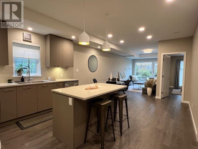 301 38033 Second Avenue, Squamish, British Columbia  V8B 0C4 - Photo 4 - R2868405