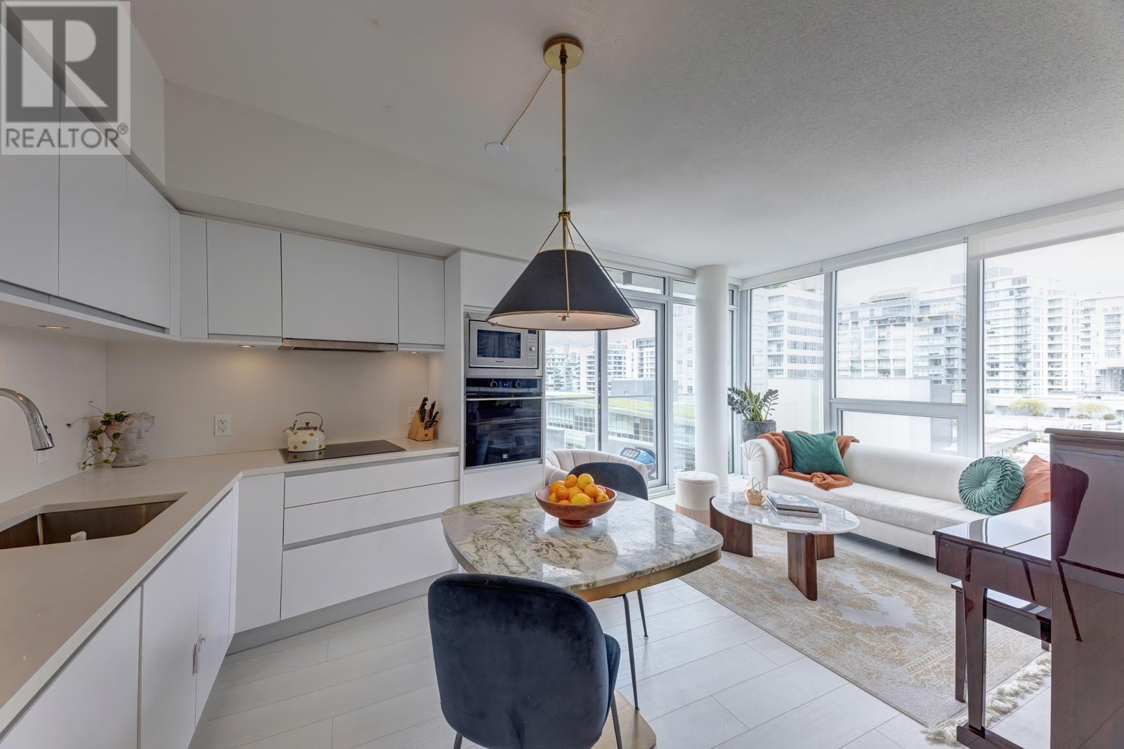 703 180 E 2nd Avenue, Vancouver, British Columbia  V5T 0K4 - Photo 2 - R2868473