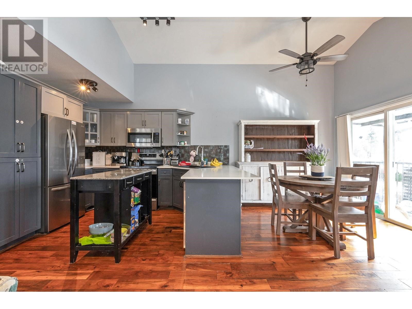 23852 118 Avenue, Maple Ridge, British Columbia  V4R 1Y9 - Photo 13 - R2868456