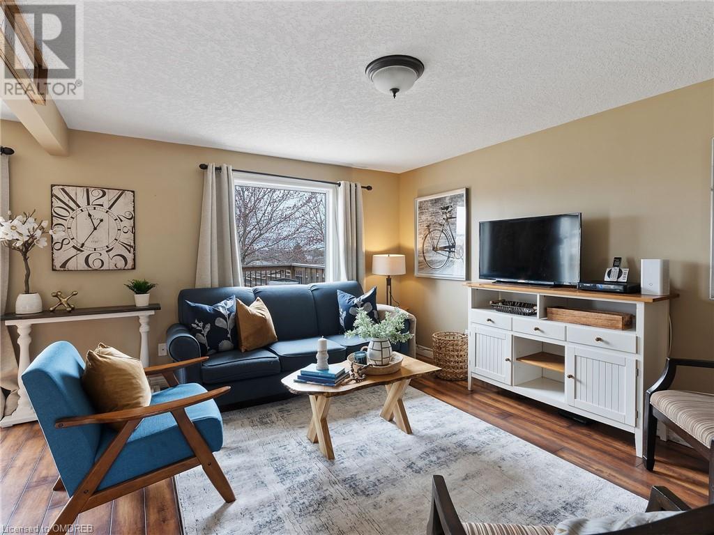 128 Stonyburn Crescent, Cambridge, Ontario  N1R 7X3 - Photo 5 - 40566916
