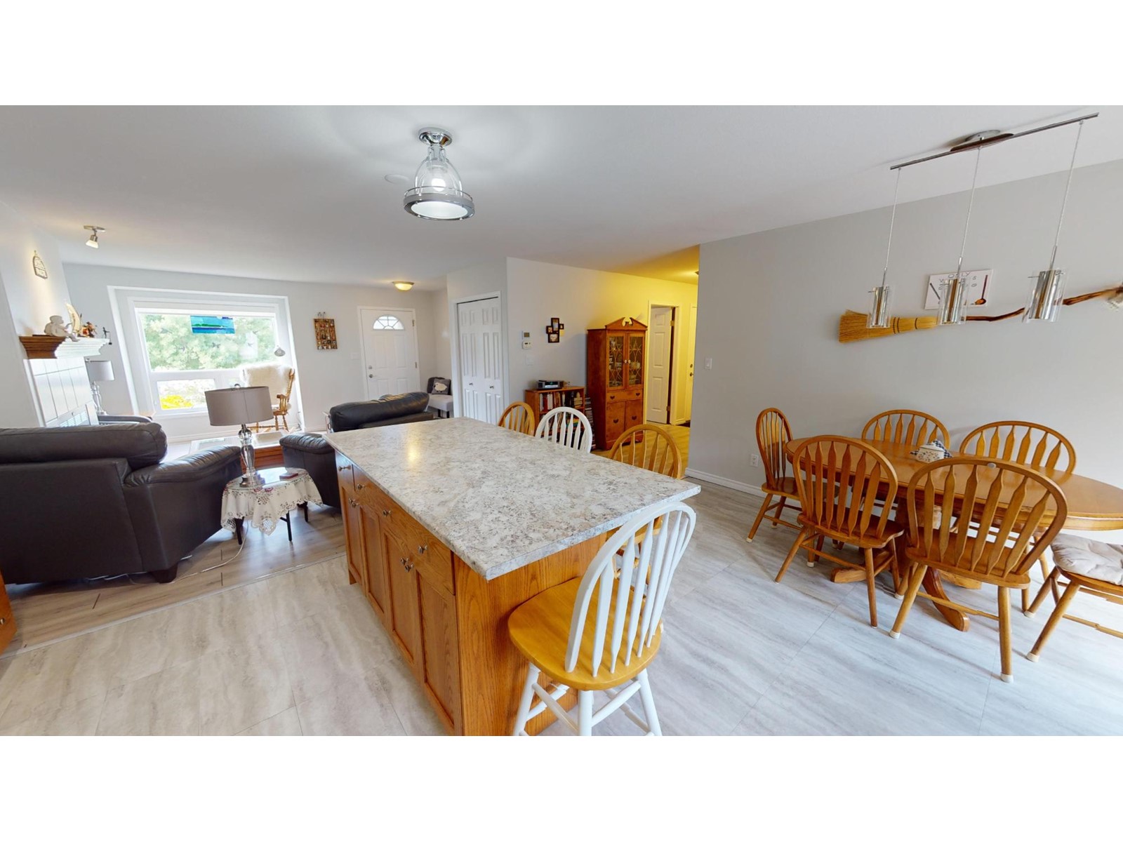 4887 Glen Eagle Drive, Fairmont Hot Springs, British Columbia  V0B 1L1 - Photo 7 - 2476022