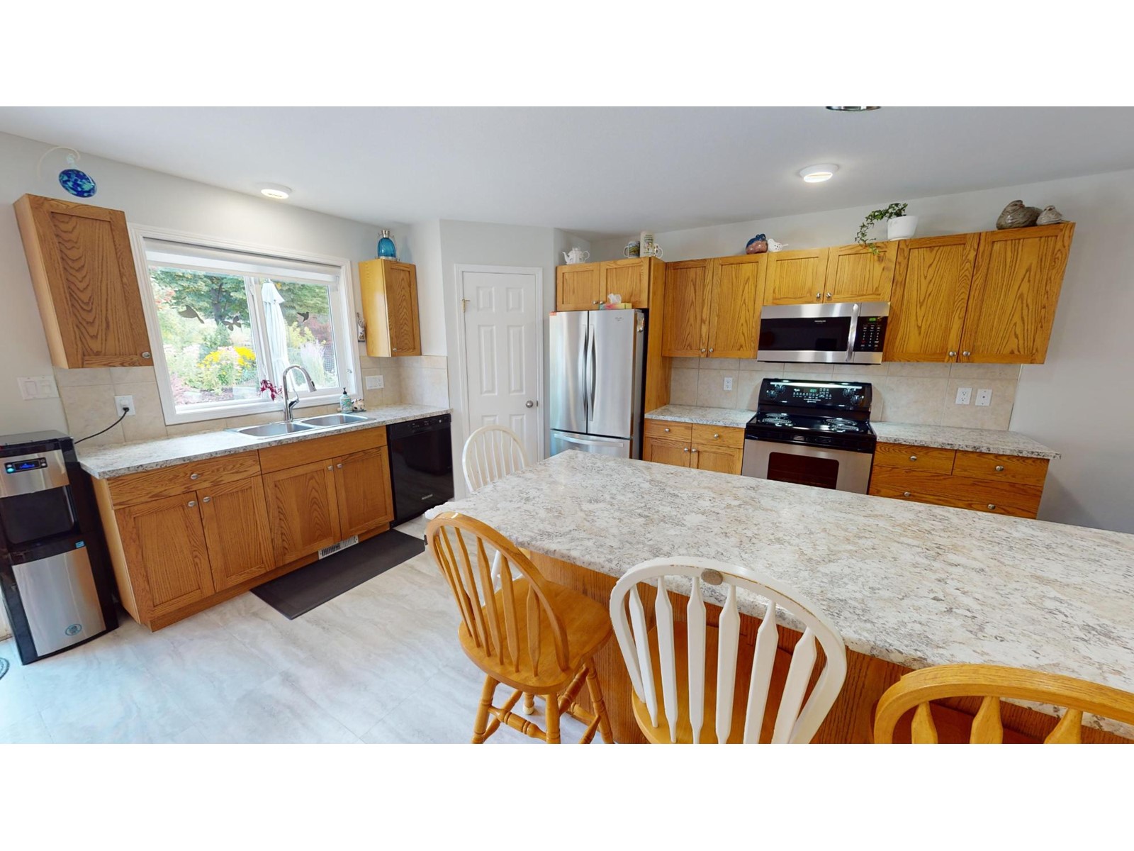 4887 Glen Eagle Drive, Fairmont Hot Springs, British Columbia  V0B 1L1 - Photo 6 - 2476022