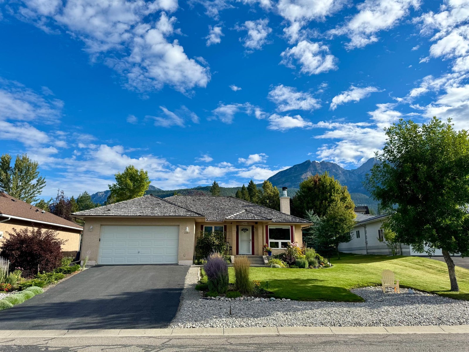 4887 Glen Eagle Drive, Fairmont Hot Springs, British Columbia  V0B 1L1 - Photo 1 - 2476022