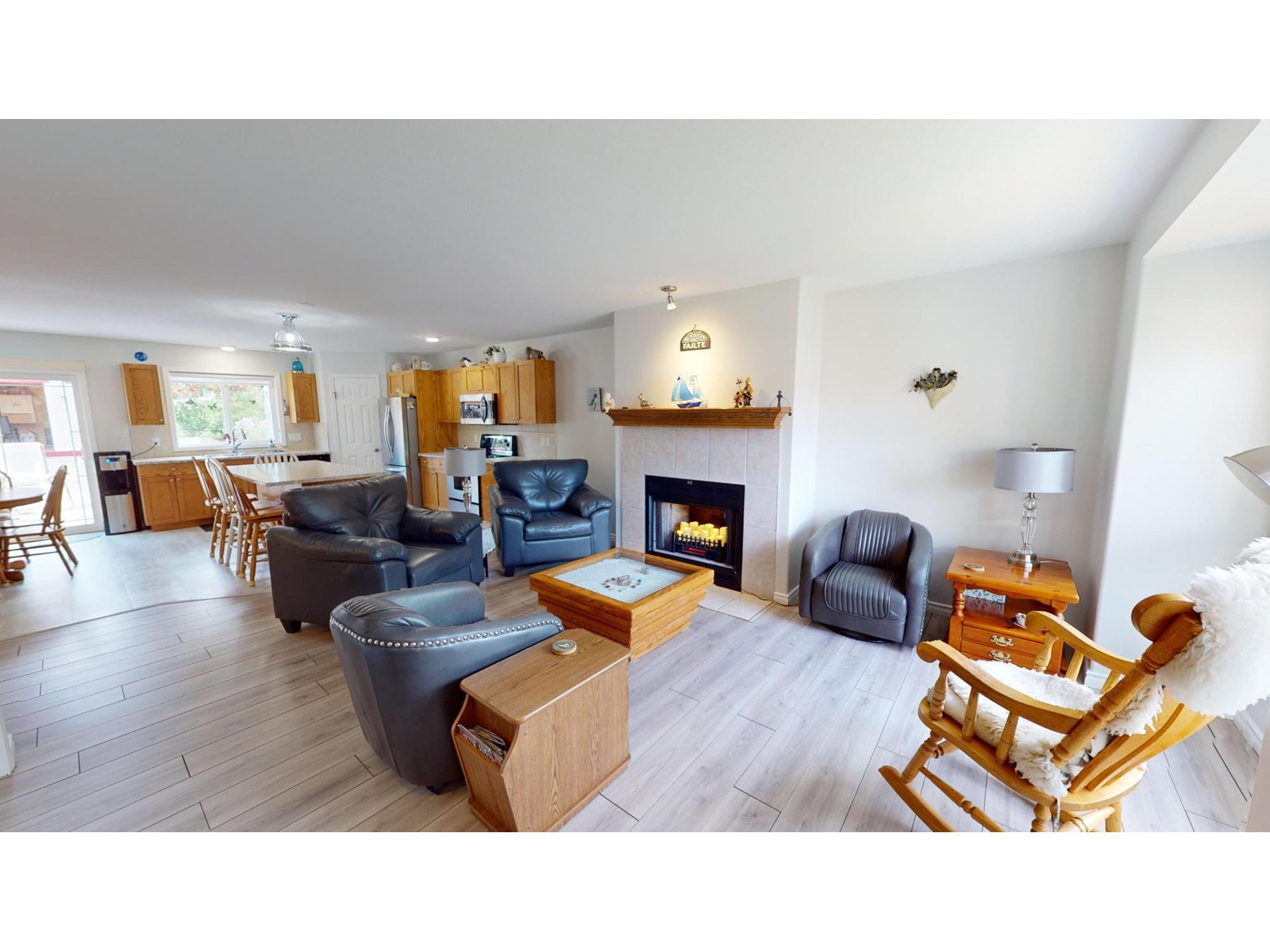 4887 Glen Eagle Drive, Fairmont Hot Springs, British Columbia  V0B 1L1 - Photo 3 - 2476022