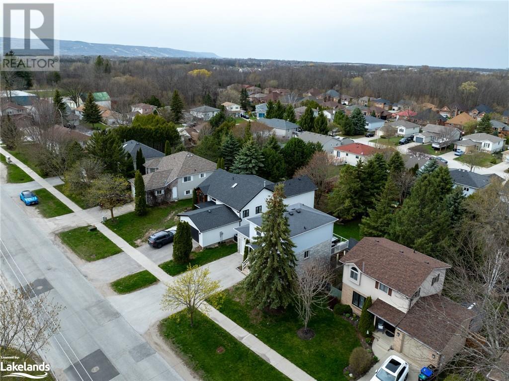 173 Campbell Street, Collingwood, Ontario  L9Y 4J9 - Photo 4 - 40568983