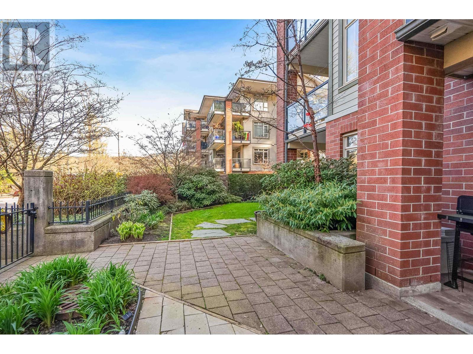 101 200 Capilano Road, Port Moody, British Columbia  V3H 5N1 - Photo 4 - R2868545