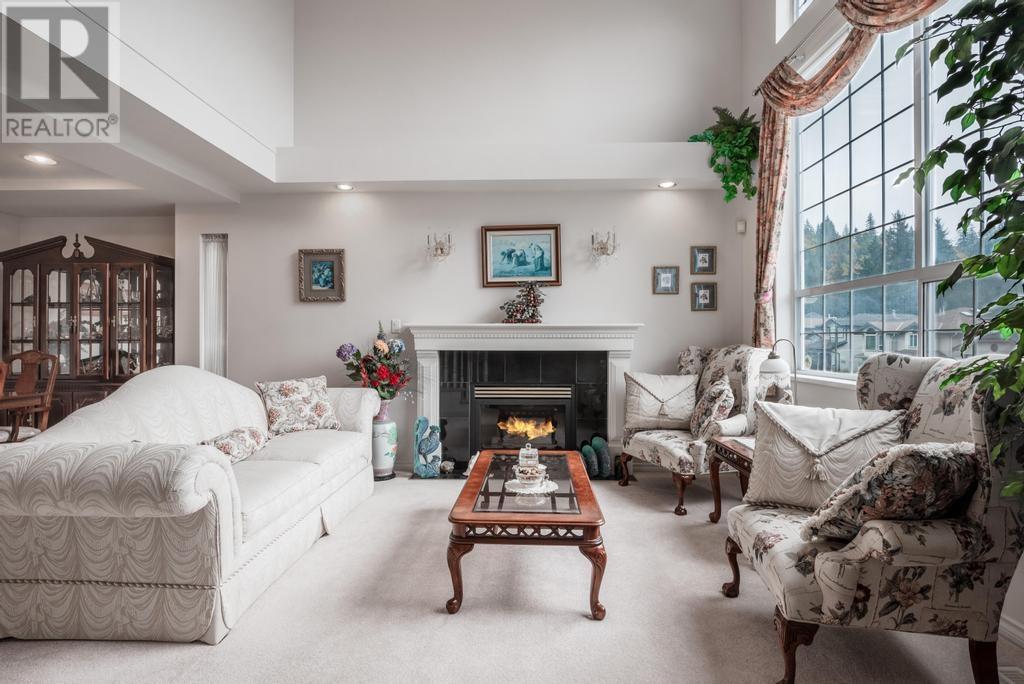 3309 Sultan Place, Coquitlam, British Columbia  V3E 2Z8 - Photo 2 - R2868418