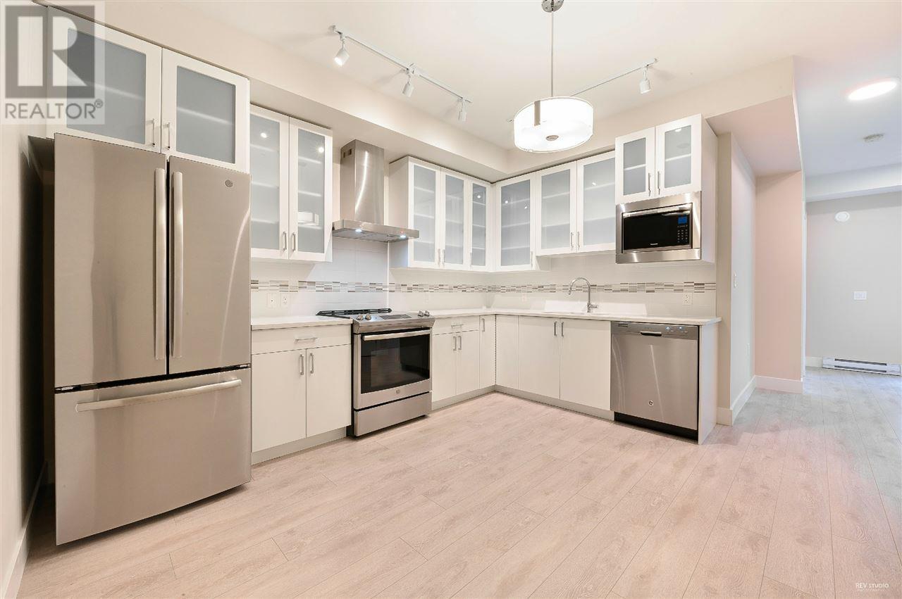 205 4882 Slocan Street, Vancouver, British Columbia  V5R 2A3 - Photo 2 - R2868420
