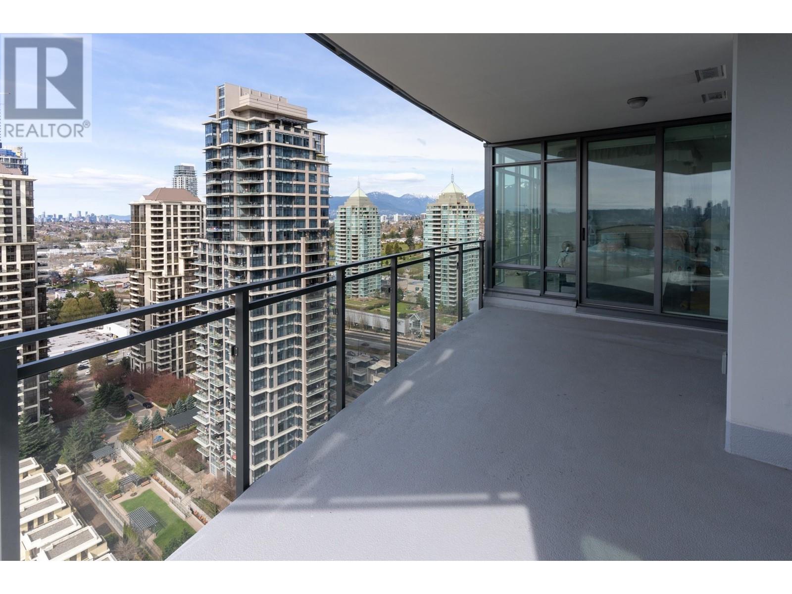 2208 2085 Skyline Court, Burnaby, British Columbia  V5C 0M6 - Photo 18 - R2868423