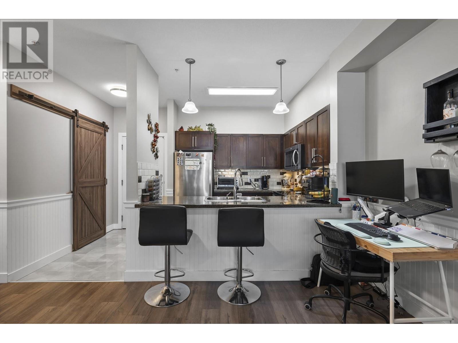 215 2353 Marpole Avenue, Port Coquitlam, British Columbia  V3C 2A1 - Photo 11 - R2868482