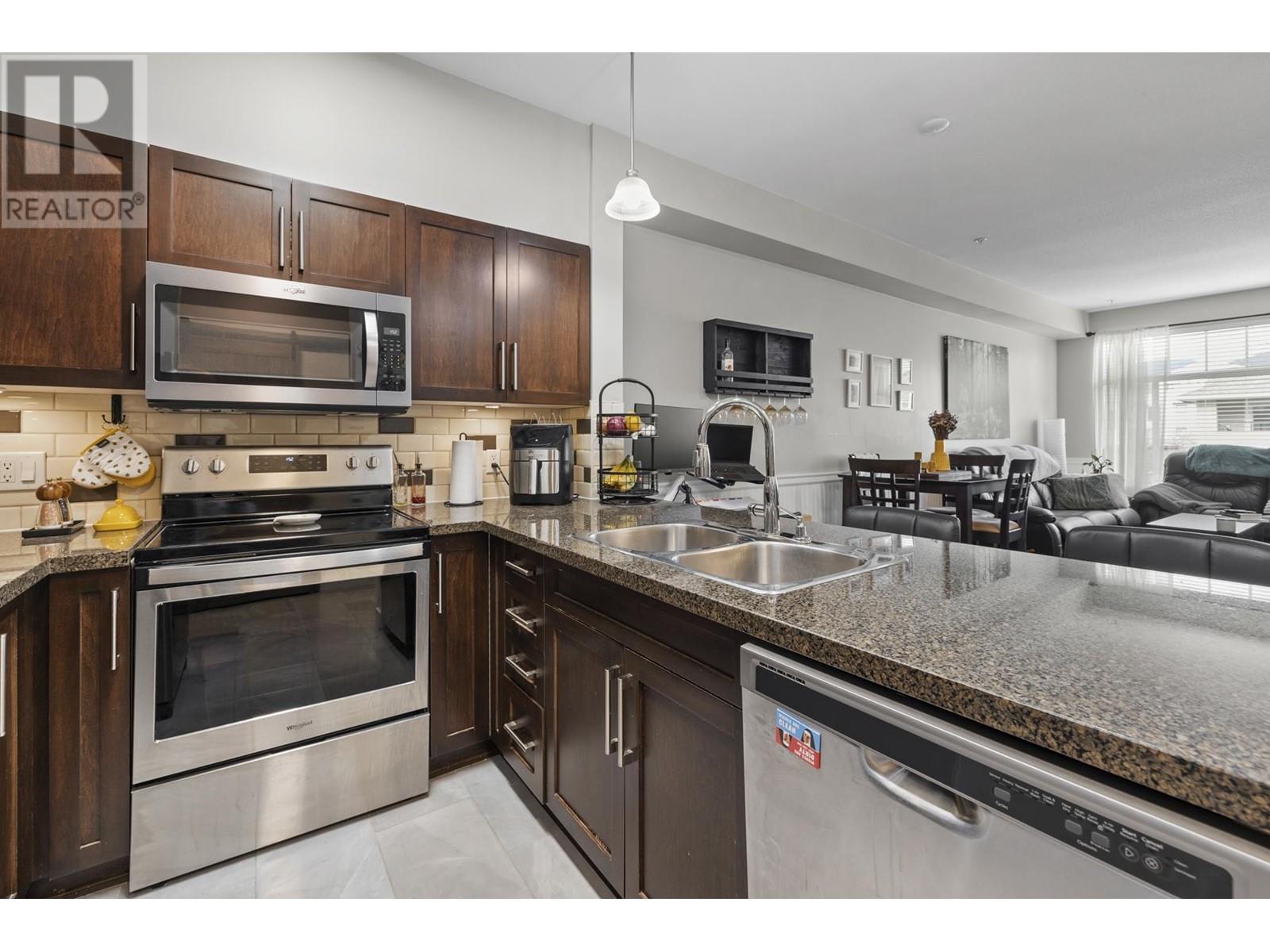 215 2353 Marpole Avenue, Port Coquitlam, British Columbia  V3C 2A1 - Photo 14 - R2868482