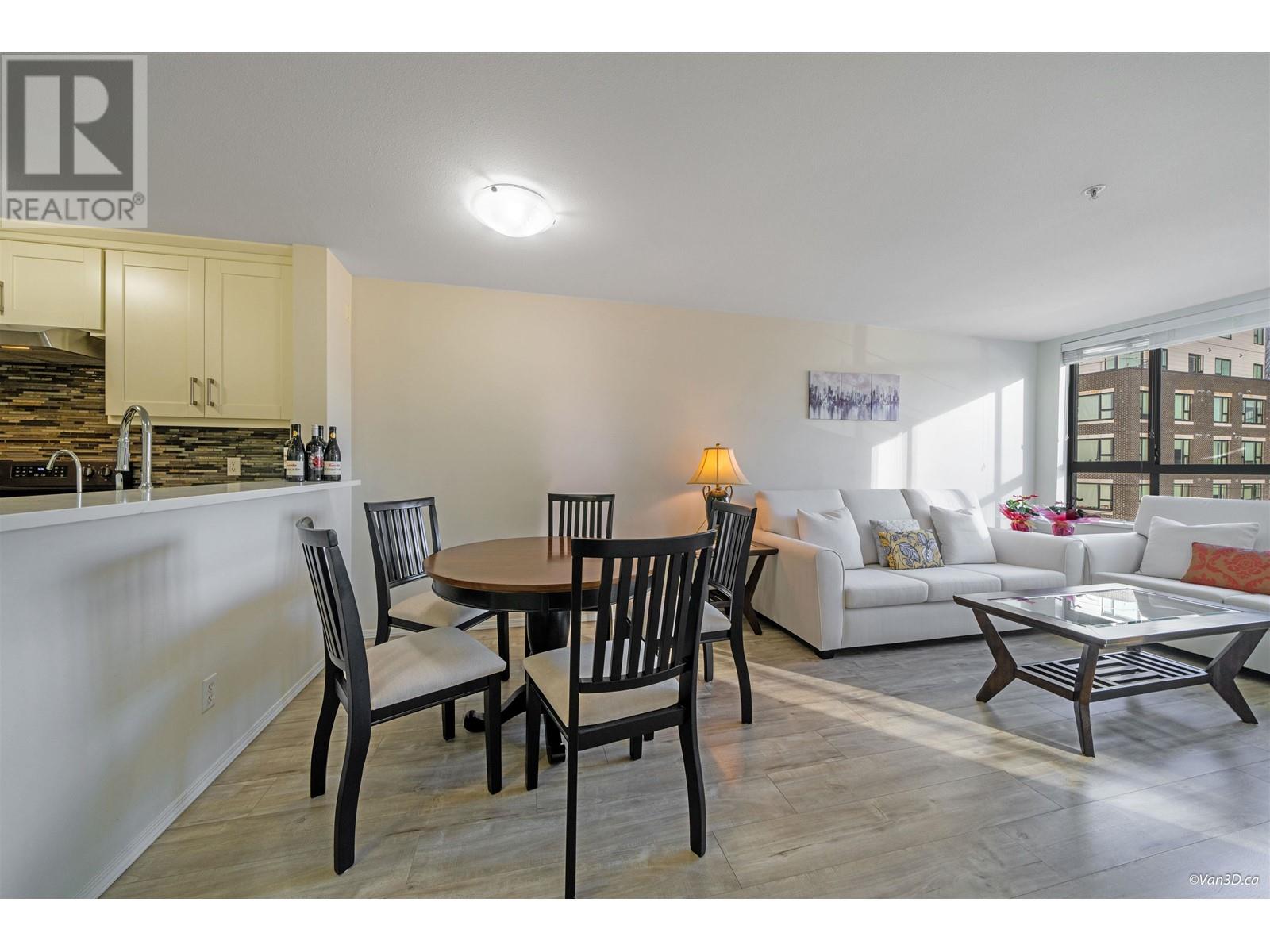 206 5818 Lincoln Street, Vancouver, British Columbia  V5R 4P7 - Photo 3 - R2868550