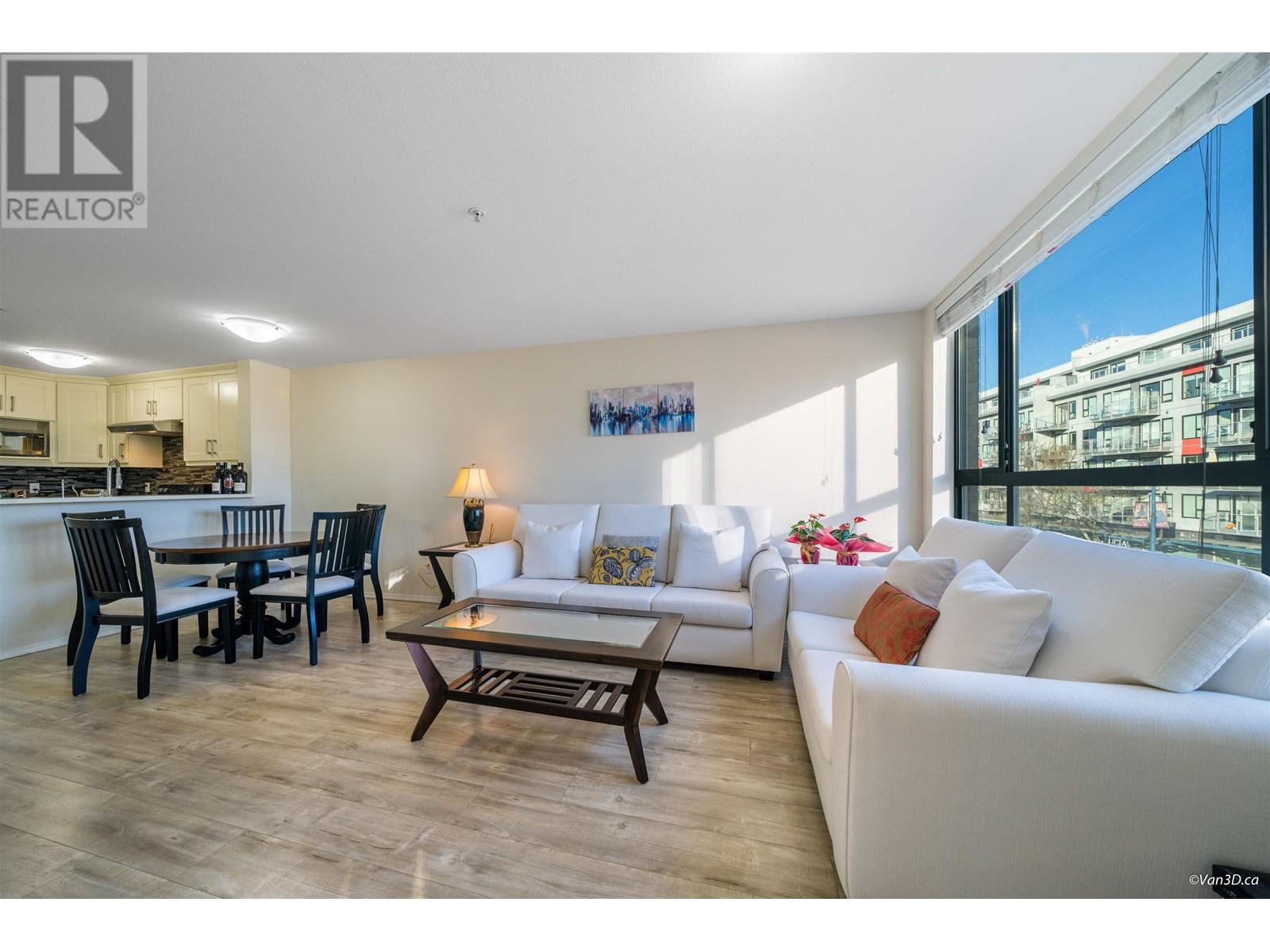 206 5818 Lincoln Street, Vancouver, British Columbia  V5R 4P7 - Photo 2 - R2868550