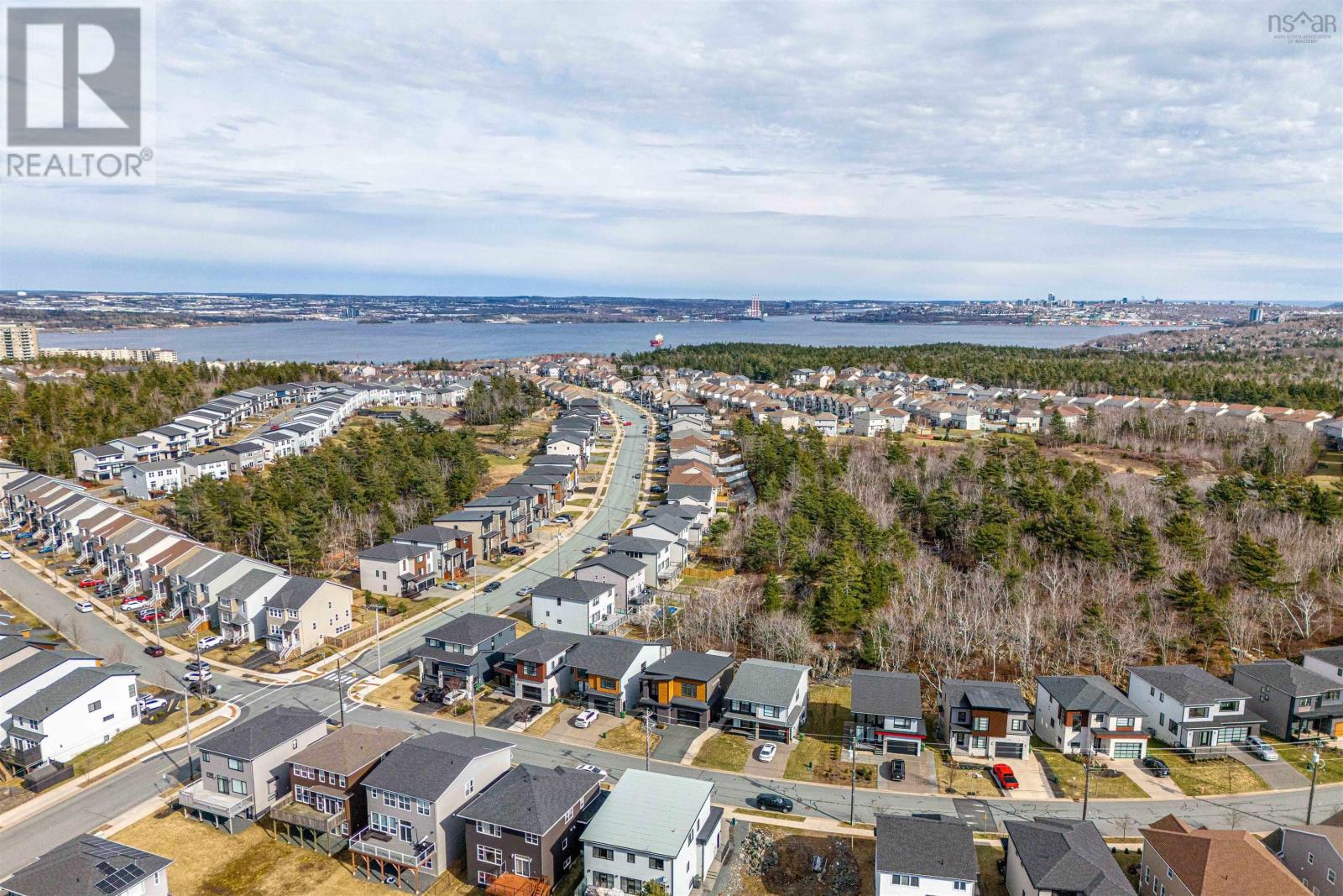 315 Transom Drive, Halifax, Nova Scotia  B3M 0L1 - Photo 48 - 202406582