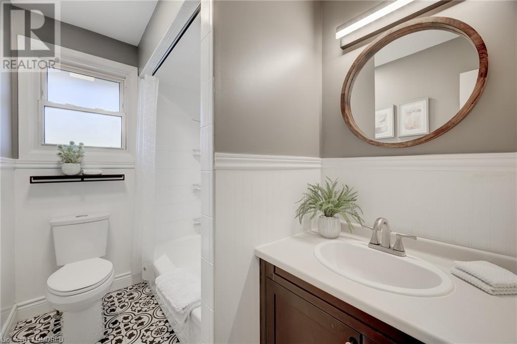 3491 Caplan Crescent, Burlington, Ontario  L7N 2P9 - Photo 18 - 40568450