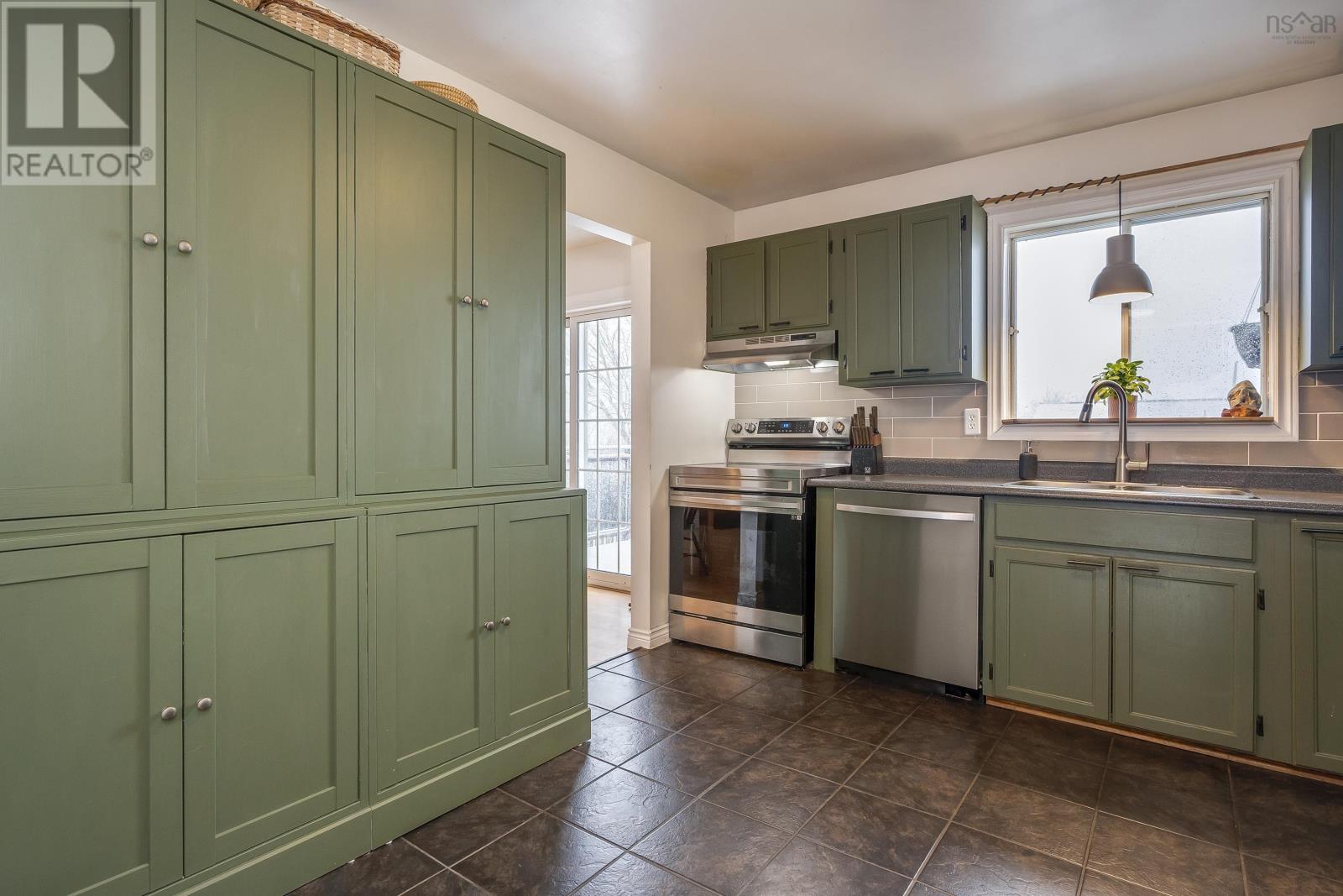 4 Carlisle Drive, Dartmouth, Nova Scotia  B2V 1V4 - Photo 11 - 202406553