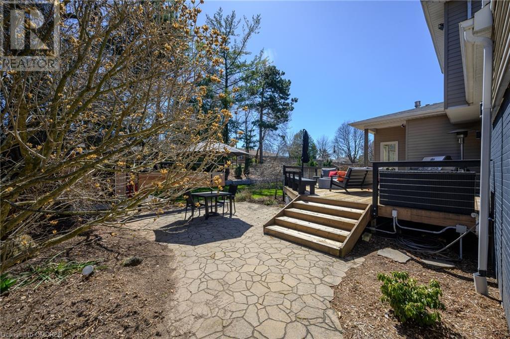 402 Patricia Drive, Burlington, Ontario  L7T 1K2 - Photo 38 - 40568451