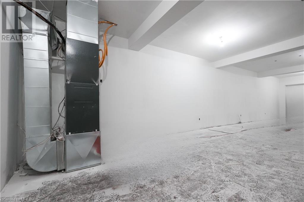 156 Parkdale Avenue N Unit# 102, Hamilton, Ontario  L8H 5X2 - Photo 2 - 40568948