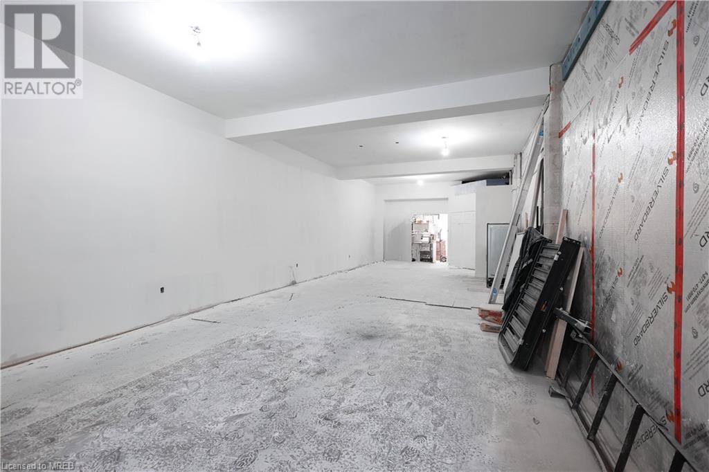 156 Parkdale Avenue N Unit# 102, Hamilton, Ontario  L8H 5X2 - Photo 5 - 40568948