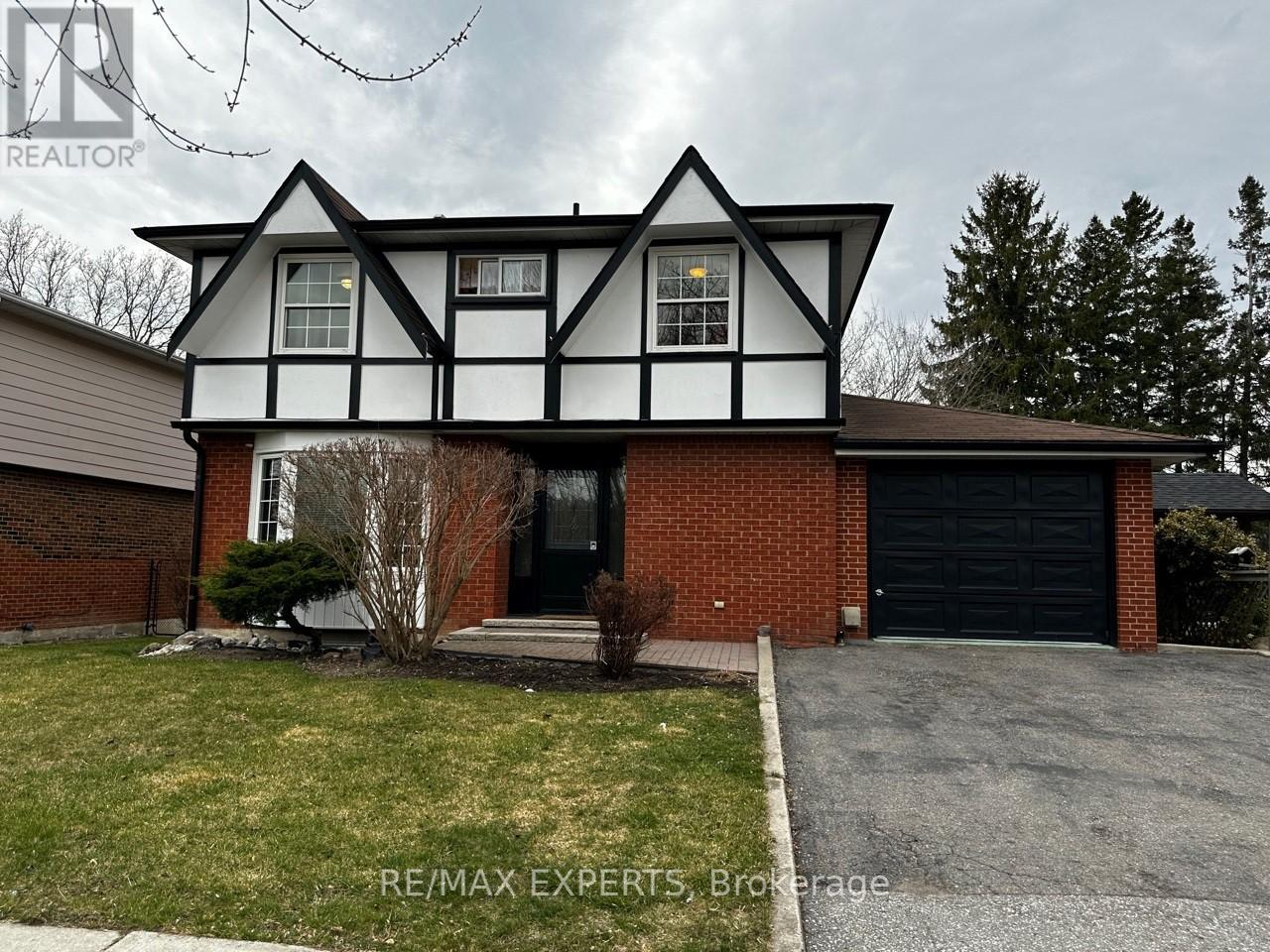 306 LUPIN DRIVE, whitby, Ontario