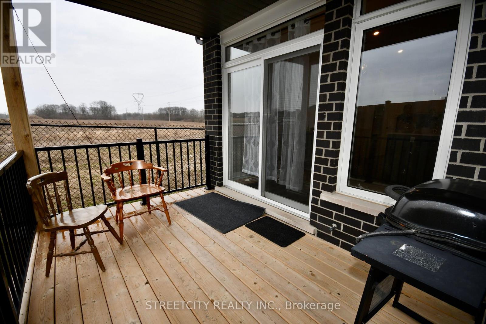 #22 -10 Mcpherson Crt, Central Elgin, Ontario  N5P 0E5 - Photo 6 - X8217770