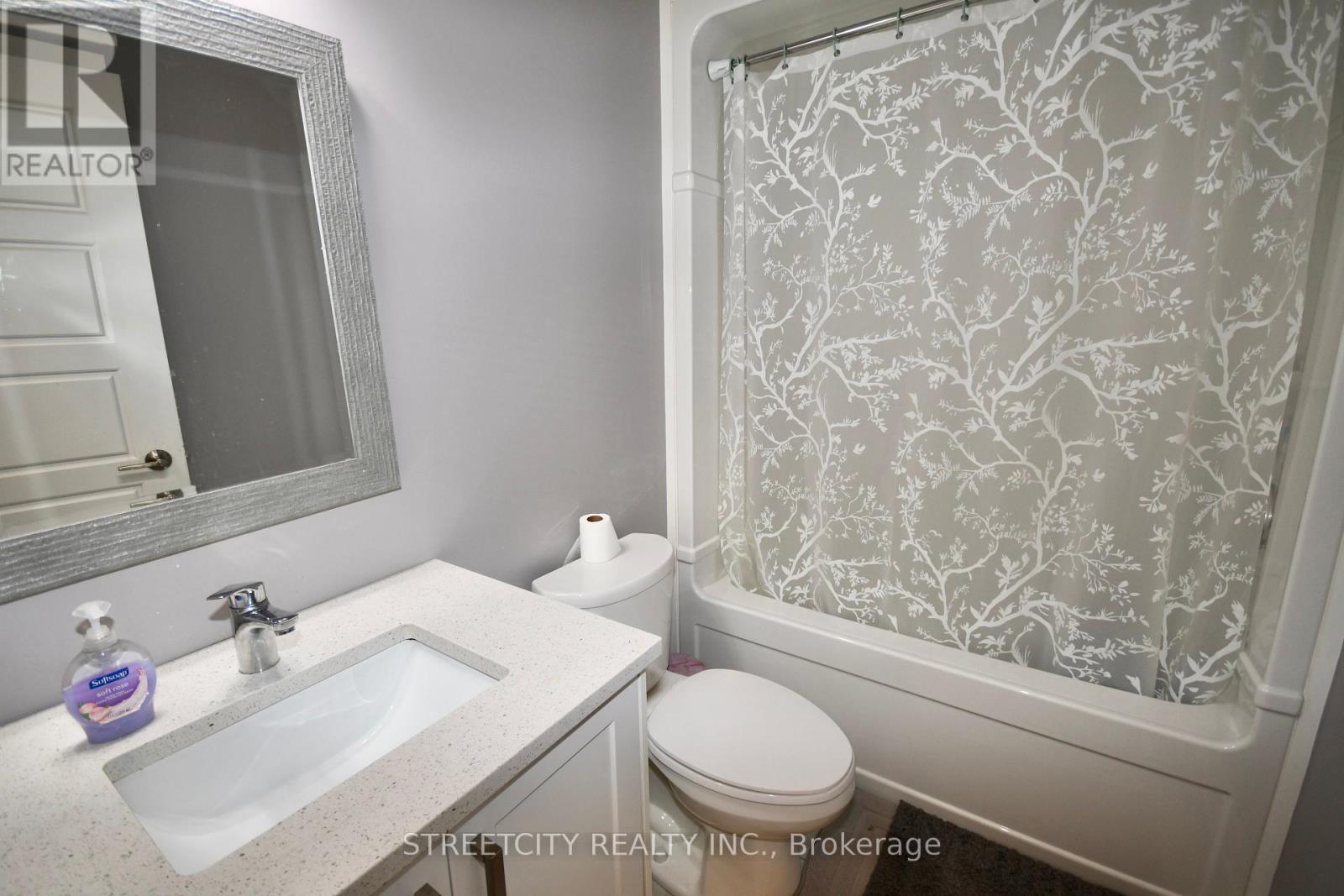 #22 -10 Mcpherson Crt, Central Elgin, Ontario  N5P 0E5 - Photo 8 - X8217770