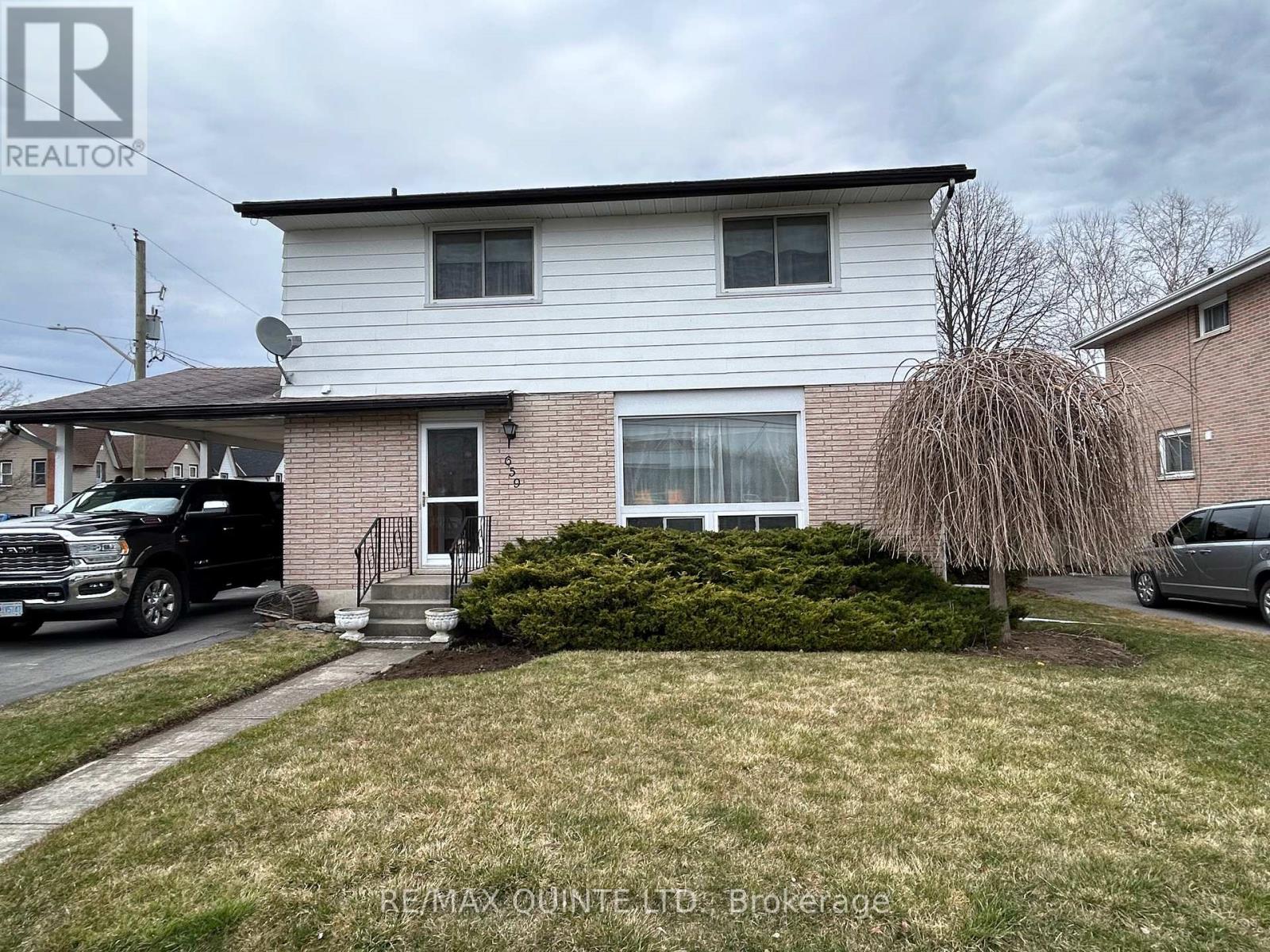 659 Front St, Quinte West, Ontario  K8V 4R8 - Photo 1 - X8218292