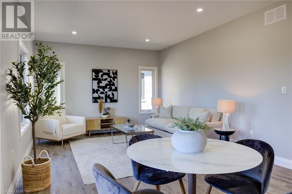 272 Queen Street S, Atwood, Ontario  N0G 1B0 - Photo 12 - 40568171